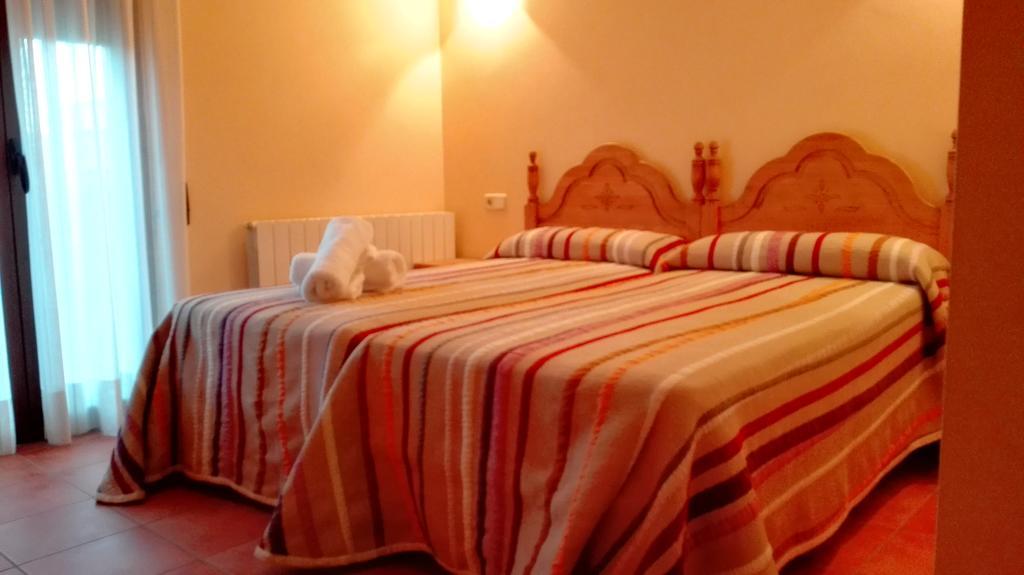 Hostal La Vega Peralejos 外观 照片