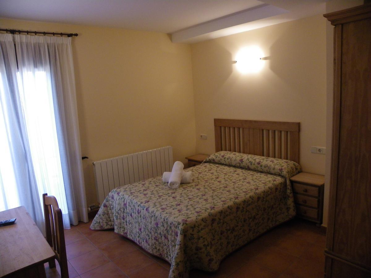 Hostal La Vega Peralejos 外观 照片