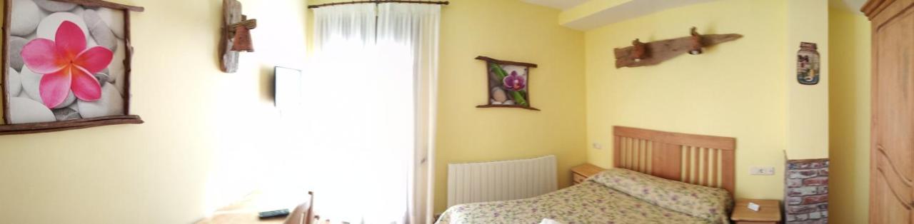 Hostal La Vega Peralejos 外观 照片